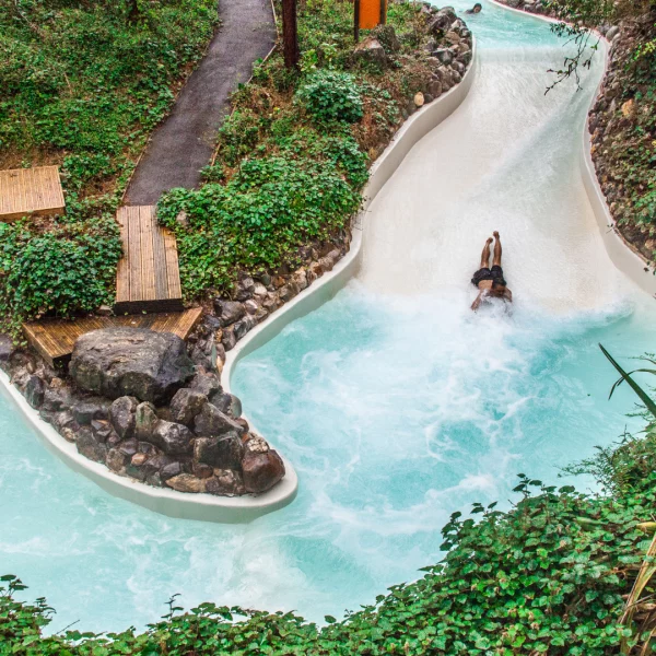 🌲✨ WIN A £500 CENTRE PARCS GIFT CARD - £250 INSTANT WINS AVAILABLE ✨🌲