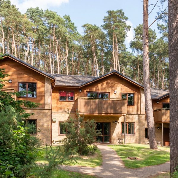 🌲✨ WIN A £500 CENTRE PARCS GIFT CARD - £250 INSTANT WINS AVAILABLE ✨🌲