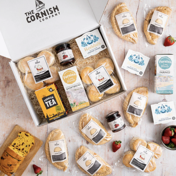 THE CORNISH COMPANY – PASTY & CREAM TEA PARTY HAMPER